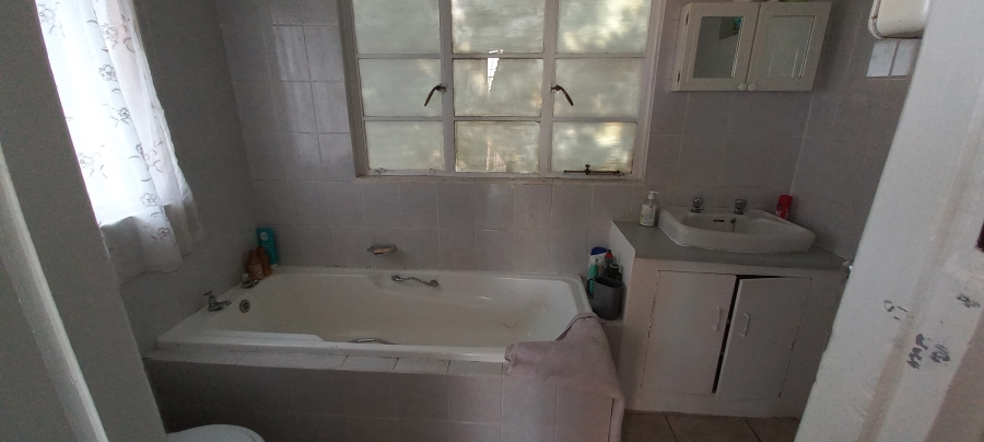 3 Bedroom Property for Sale in Albertinia Western Cape